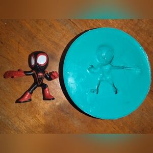 Spiderman Baking Mold For Fondue Food Safe Formula Fondant / Chocolate